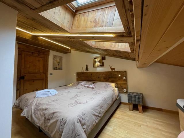 Calore Di Una Casa Di Montagna Campitello di Fassa Bagian luar foto