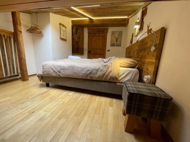 Calore Di Una Casa Di Montagna Campitello di Fassa Bagian luar foto