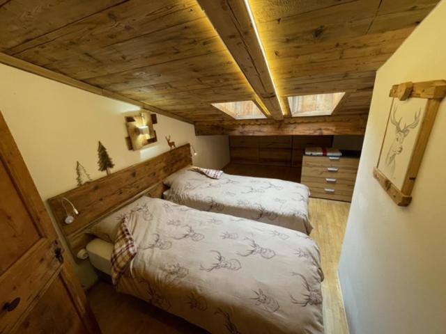 Calore Di Una Casa Di Montagna Campitello di Fassa Bagian luar foto