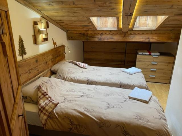 Calore Di Una Casa Di Montagna Campitello di Fassa Bagian luar foto